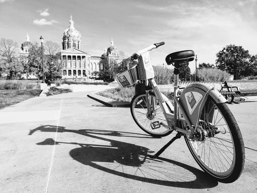 bicycle, and the Des Moines Capitol Building